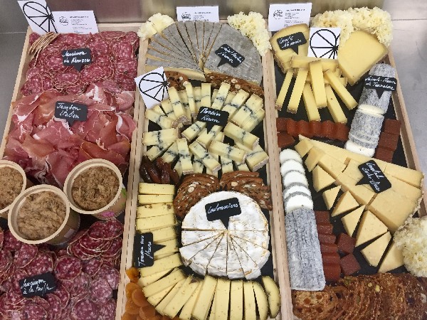 Plateaux de fromages et de charcuterie - Au Père Michel Fromagerie de Saint-Ouen 